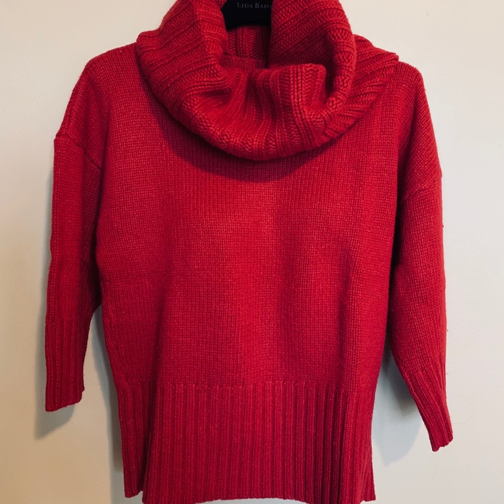 Calvin Klein - women’s lambswool sweater (Size XS)
